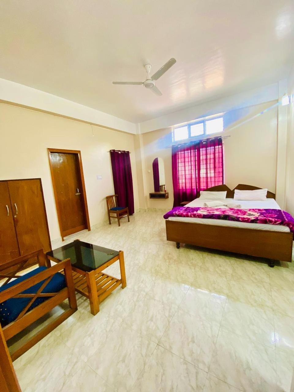 Jm Suites Prasanti Hotel Helapakari Buitenkant foto